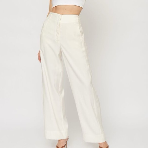 DYNAMITE WIDE LEG DRESS PANTS - Picture 1 of 6